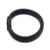 Heren armband van zwart leer. Roestvrij stalen zwartkleurige sluiting. Mode fashion mannen 3