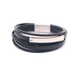 Heren armband clean design met zwart leer, roestvrij staal en magnetisch roestvrij stalen schuifsysteem sluiting. Fashion, mode, heren, stoer