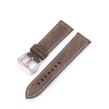 Horlogeband van legergroen/bruin nubuck leer met wit stiksel. Roestvrij stalen gesp. Fashion, mode, horloge heren.